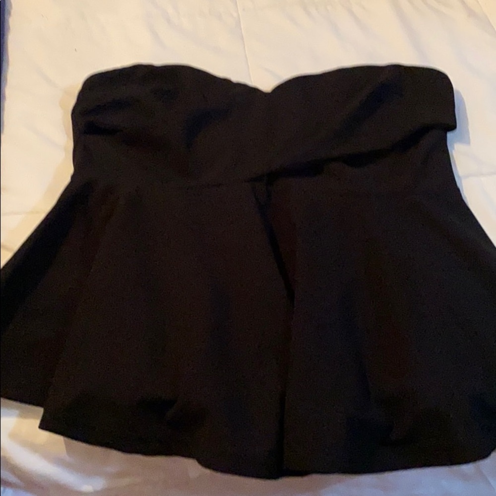 Strapless black shirt